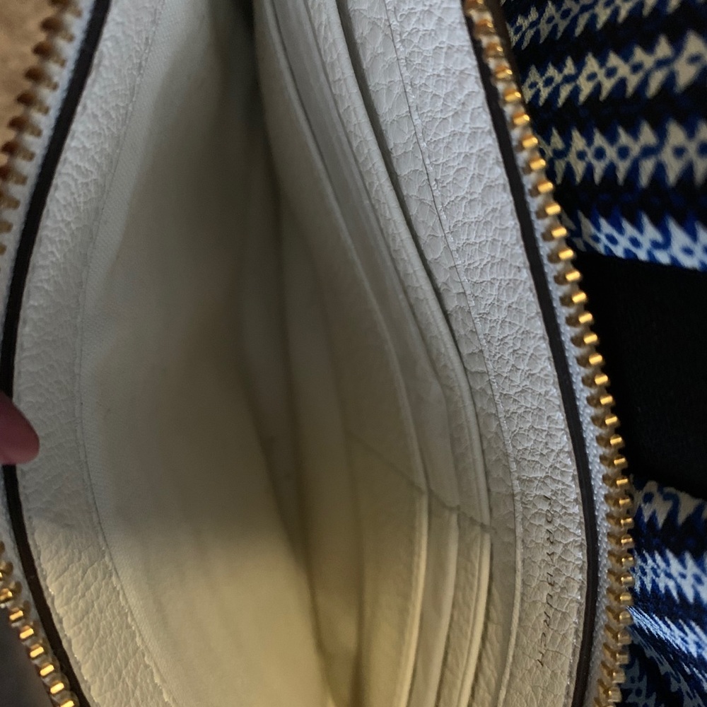 Handbag - Picture 7 of 8